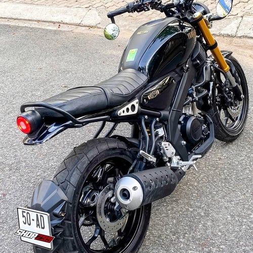 DÈ CHẮN BÙN TÍCH HỢP XI NHAN & BIỂN SỐ CHO YAMAHA XSR155 / MT15