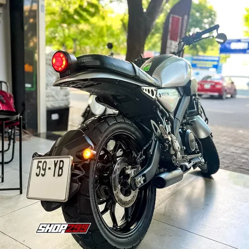 DÈ CHẮN BÙN TÍCH HỢP XI NHAN & BIỂN SỐ CHO YAMAHA XSR155 / MT15