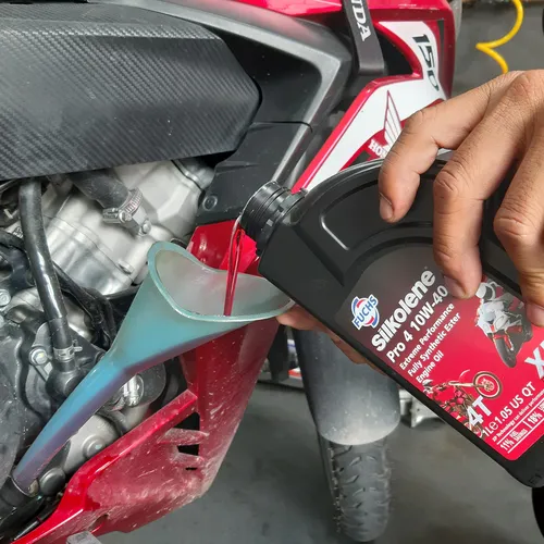 NHỚT FUCHS SILKOLENE PRO 4 10W40 XP - 1L
