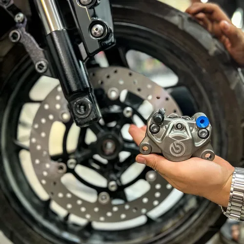 HEO BREMBO 2 PIS ĐỐI XỨNG - LOGO NỔI