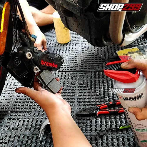 CHAI XỊT VỆ SINH THẮNG IPONE BRAKE CLEANER (750ML)