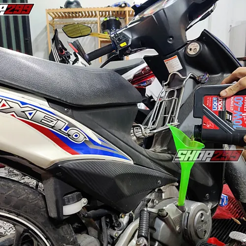 NHỚT LIQUI MOLY STREET RACE 10W40 - 1L 