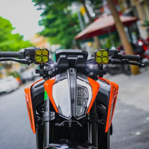 ĐÈN TRỢ SÁNG LOBOO L12T CHÍNH HÃNG