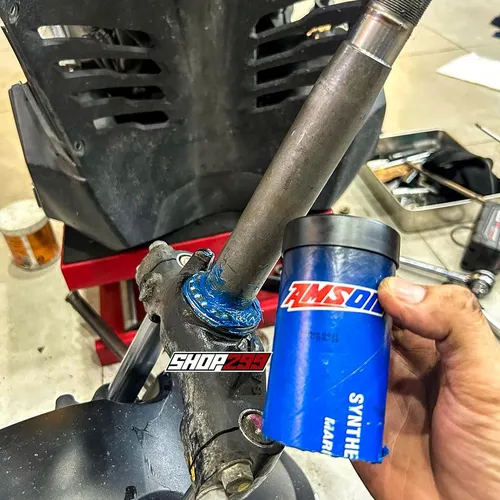MỠ KHÁNG NƯỚC AMSOIL 100% SYNTHETIC WATER - RESISTANT GREASE - 397GRAM