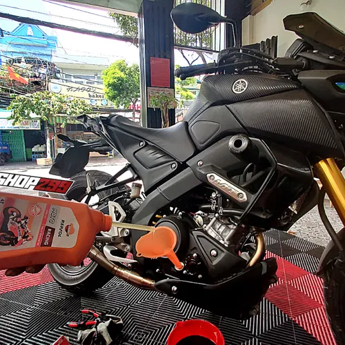NHỚT REPSOL RACING 10W40