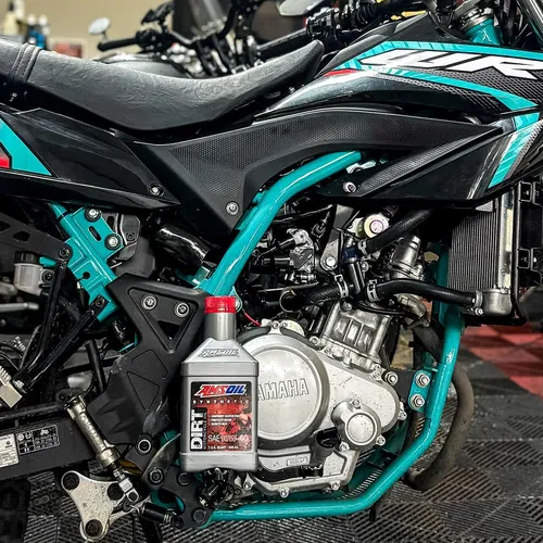 AMSOIL DIRT BIKE 10W40 100% SYNTHETIC - 946ML