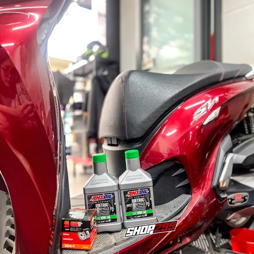 NHỚT AMSOIL METRIC 10W-30 - Quart (946ml)