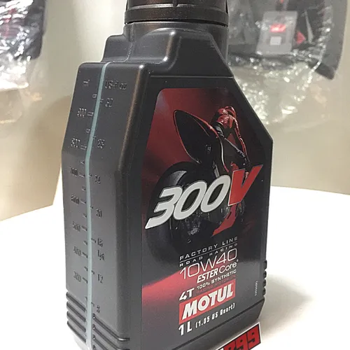 NHỚT MOTUL 300V 10W40 TEM 3 LỚP NHẬP PHÁP