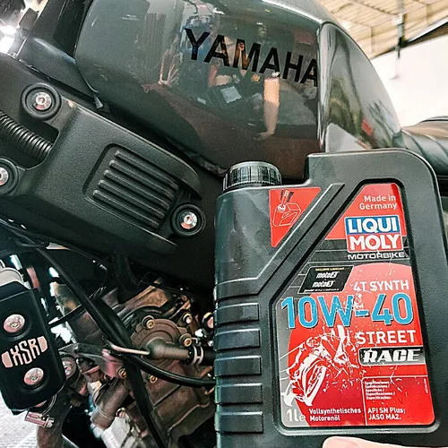NHỚT LIQUI MOLY STREET RACE 10W40 - 1L 