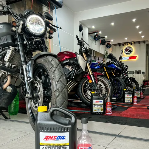 PHỤ GIA NƯỚC MÁT AMSOIL DOMINATOR ® Coolant Boost - 16 oz