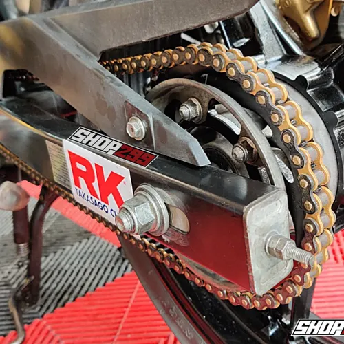 SÊN RK 428 HSB 132L (KHÔNG PHỐT CAO SU) - MÀU ĐEN VÀNG