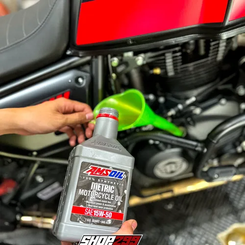 NHỚT AMSOIL METRIC 15W-50 - Quart (946ml)