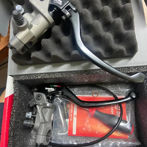 CÙM THẮNG BREMBO RCS 19 CHÍNH HÃNG