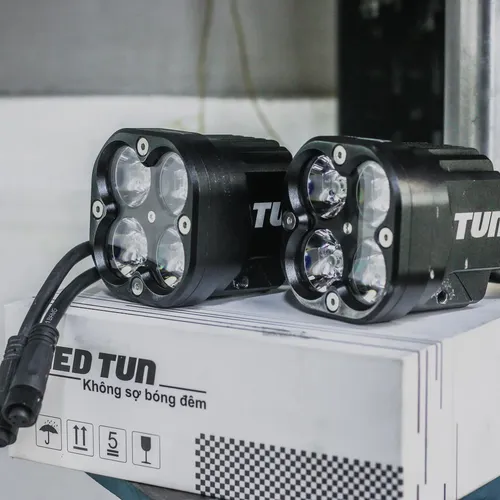 ĐÈN TRỢ SÁNG LED TUN 40X