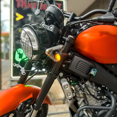 XI NHAN LED LƯỚI NHỌN KIỂU HARLEY - ĐEN