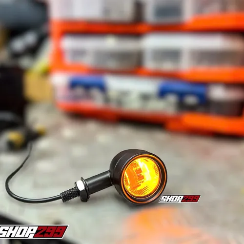 XI NHAN LED XR900 - ĐEN