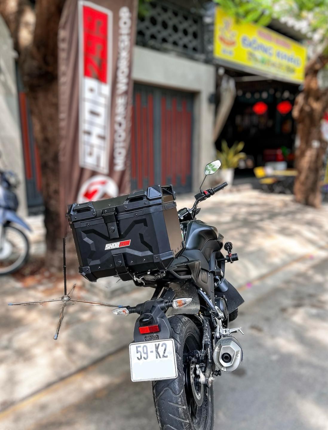 THÙNG NHÔM 36L FULL ĐEN THÙNG NHÔM 36L FULL ĐEN