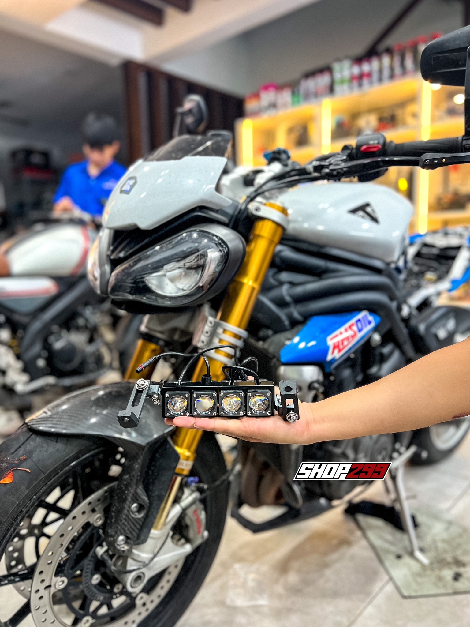 KHUNG ĐÈN TRỢ SÁNG 4 BÓNG BI CẦU MINI KENZO Z20 (KÈM KHUNG CNC) KHUNG ĐÈN TRỢ SÁNG 4 BÓNG BI CẦU MINI KENZO Z20 (KÈM KHUNG CNC)