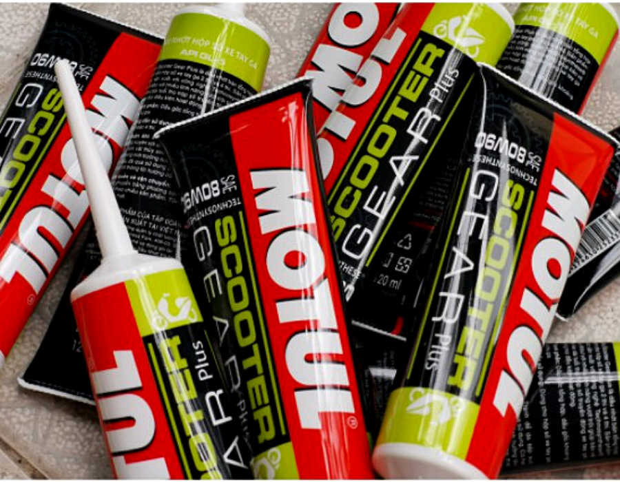 Nhớt lap xe tay ga Motul Scooter Gear Plus 80W90 Nhớt lap xe tay ga Motul Scooter Gear Plus 80W90