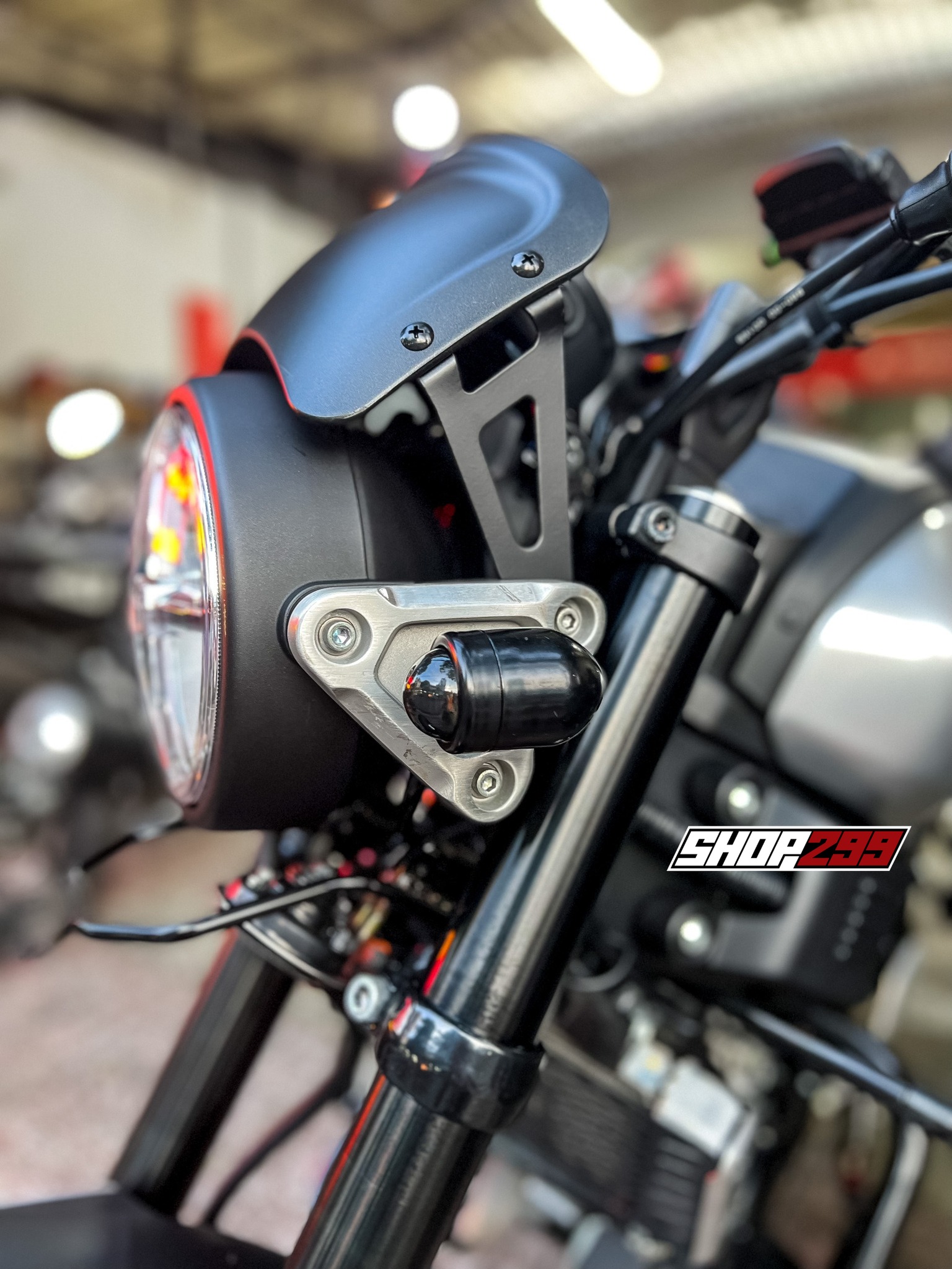 XI NHAN LED KIỂU CLASSIC - ĐEN XI NHAN LED KIỂU CLASSIC - ĐEN