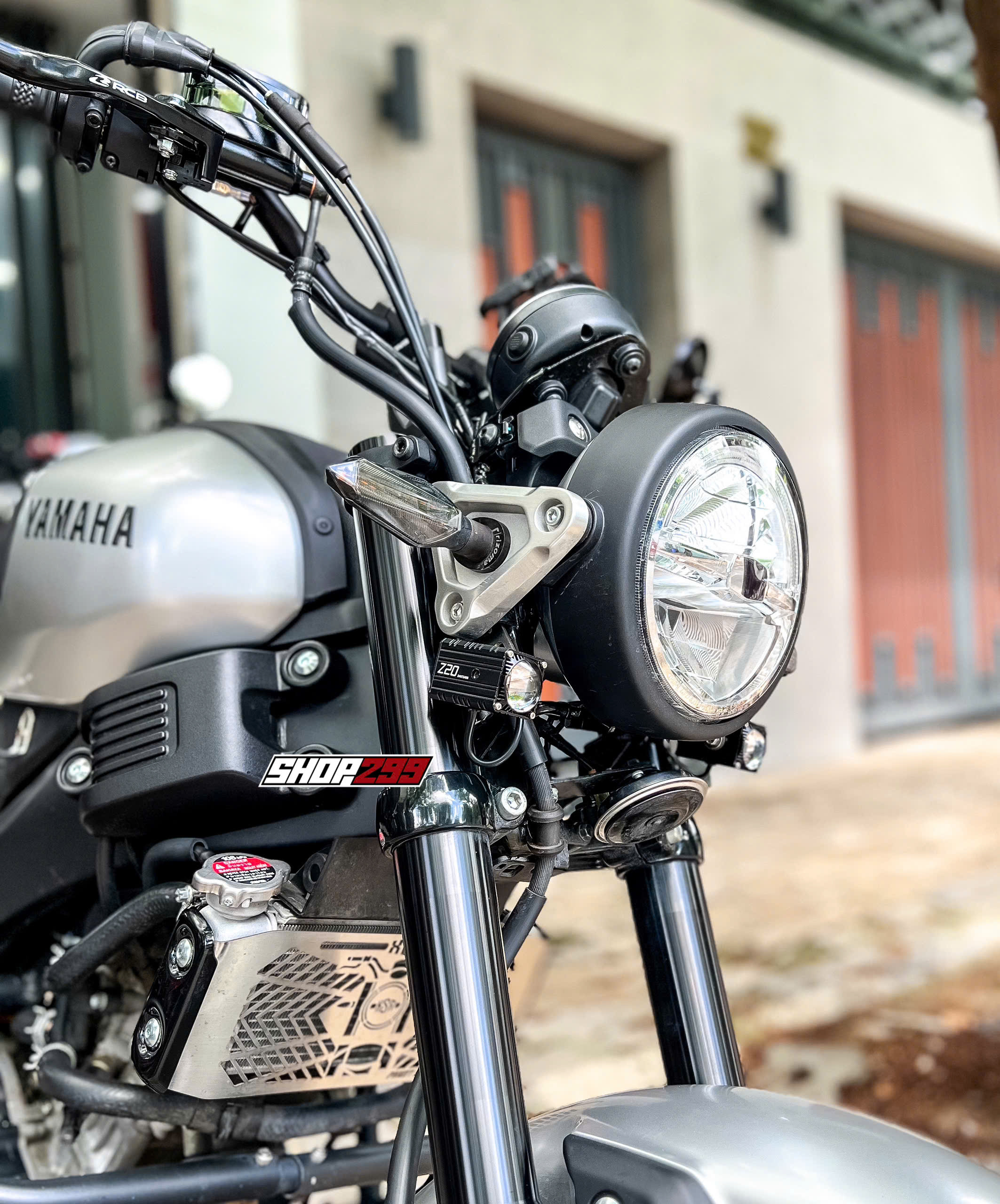 ĐÈN TRỢ SÁNG BI CẦU MINI KENZO Z20 (CHÍNH HÃNG) - PHIÊN BẢN 2024 ĐÈN TRỢ SÁNG BI CẦU MINI KENZO Z20 (CHÍNH HÃNG) - PHIÊN BẢN 2024