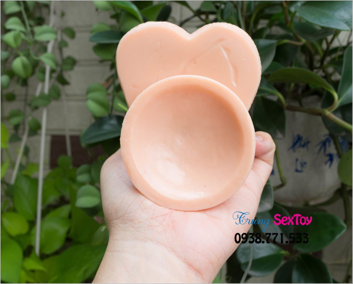 Dương vật giả hít tường Dương vật giả hít tường