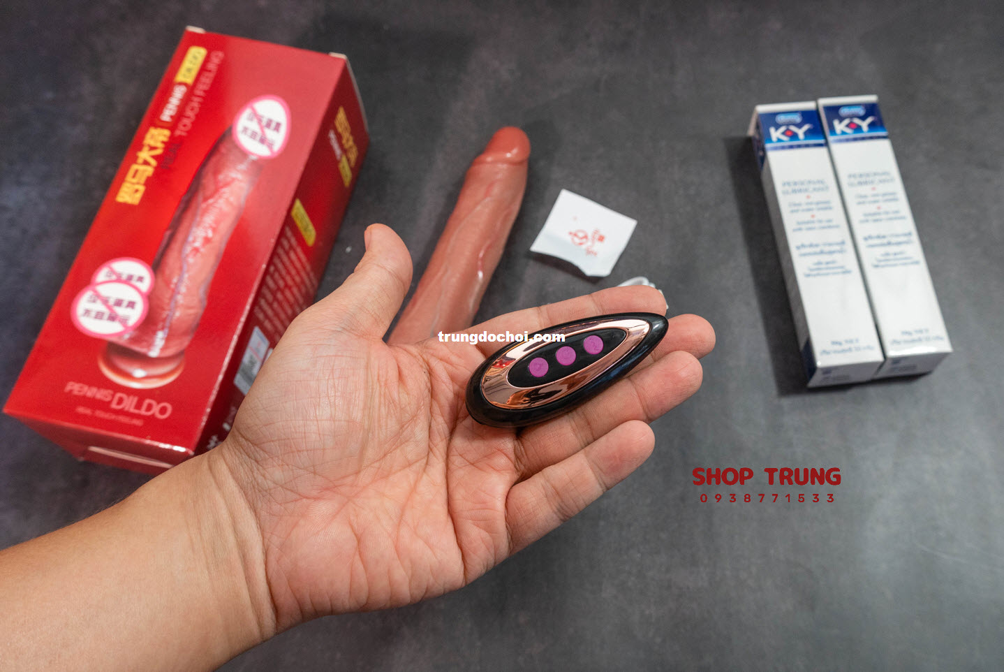 dương vật giả rung thụt 15cm dương vật giả rung thụt 15cm