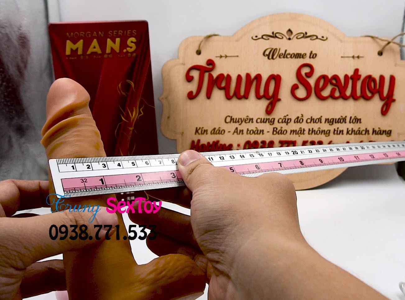 dương vật giả gắn tường như thật dương vật giả gắn tường như thật