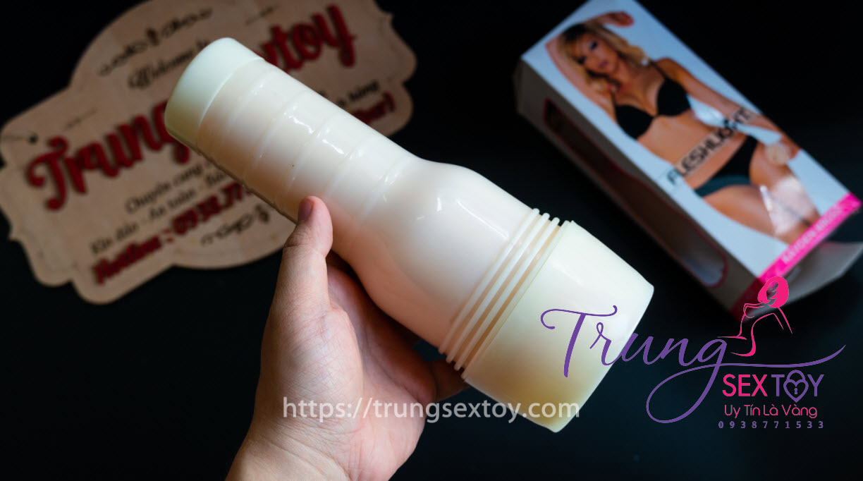 Fleshlight Girls Kayden Kross Fleshlight Girls Kayden Kross