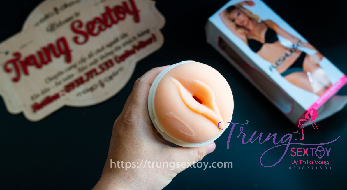 Fleshlight Girls Kayden Kross Fleshlight Girls Kayden Kross