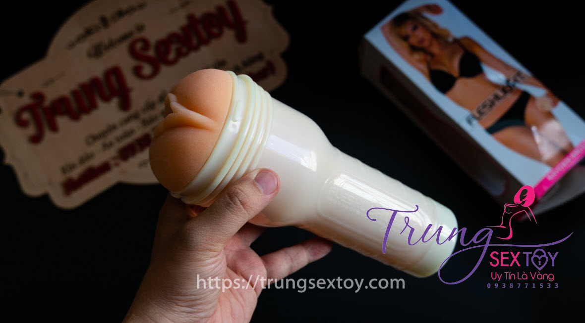 am dao gia Fleshlight Girls Kayden Kross am dao gia Fleshlight Girls Kayden Kross