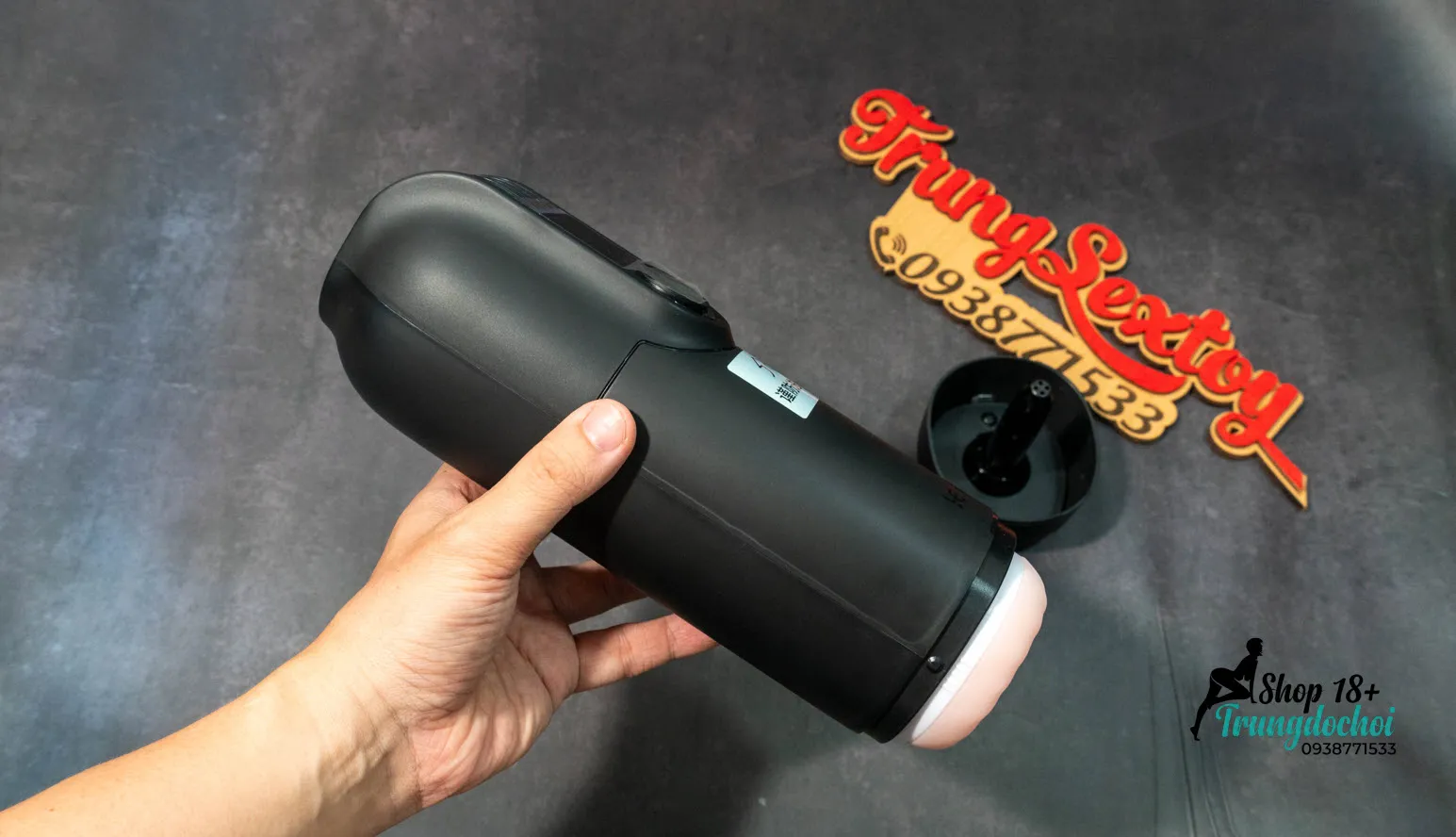 Máy Thủ Dâm Leten Black Hole Pro Thụt Mạnh Máy Thủ Dâm Leten Black Hole Pro Thụt Mạnh