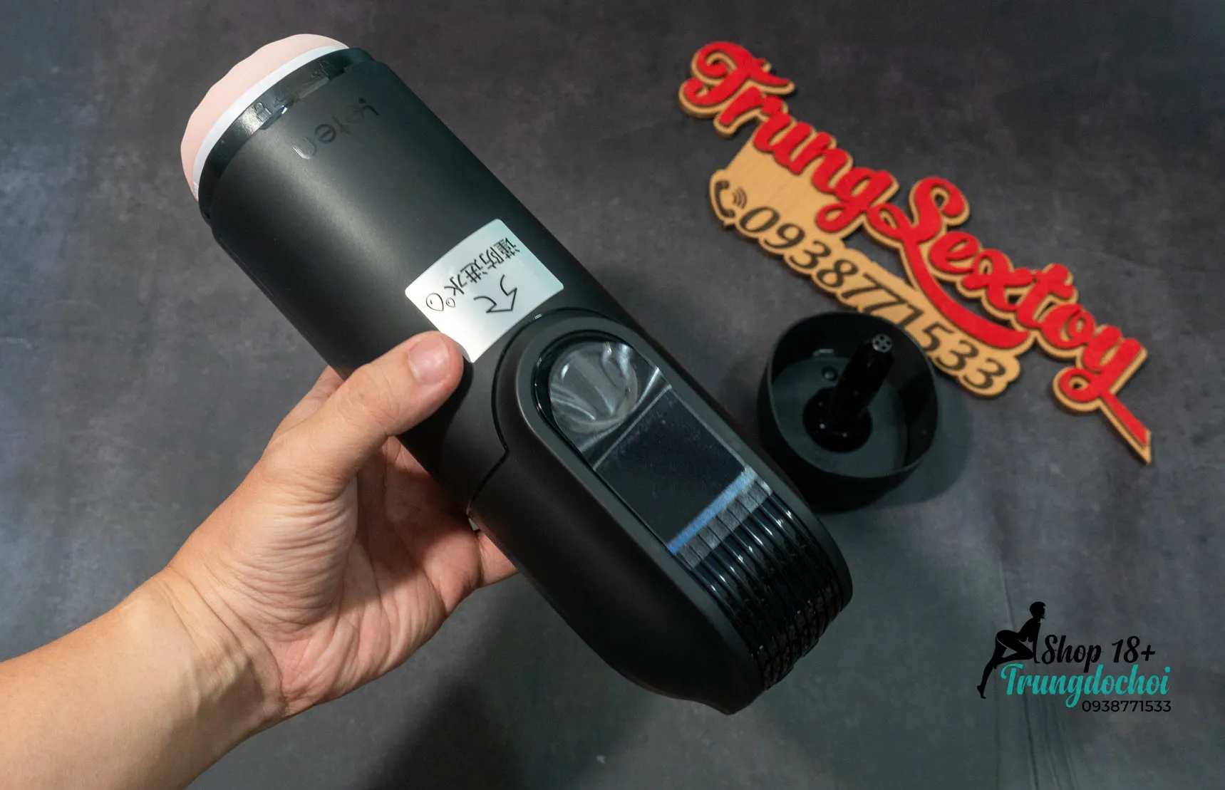 Máy Thủ Dâm Leten Black Hole Pro Thụt Mạnh Máy Thủ Dâm Leten Black Hole Pro Thụt Mạnh