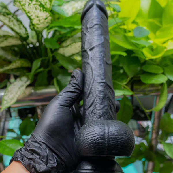 Dương Vật Giả Gắn Tường Màu Đen Mạnh Mẽ Như Thật 20*4cm 