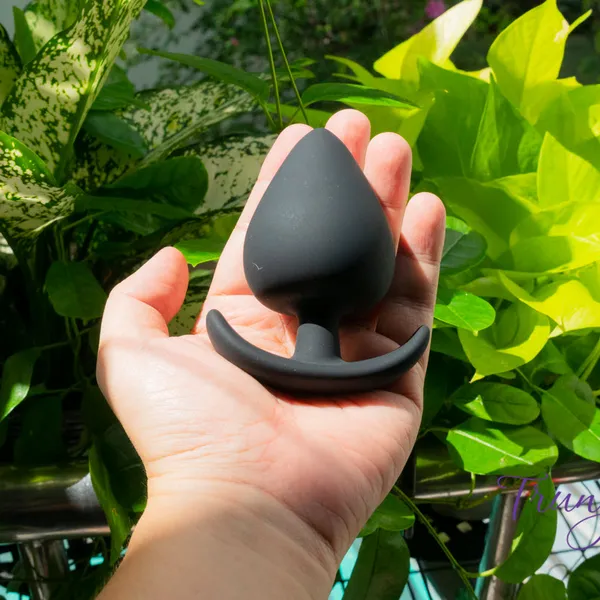 Dụng cụ kích thích hậu môn không rung Size to 