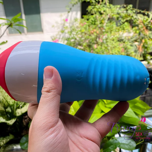 Kích thích, bú liếm dương vật với máy Oralsex Leten  