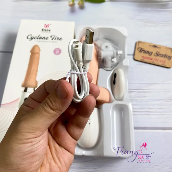 Dương vật giả Dibe điều khiền từ xa có nhiệt siêu phê