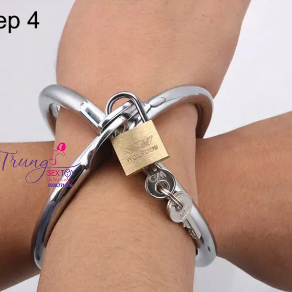 Đô Chơi BDSM Khóa Tay Chữ X Làm Bằng Thép Không Gỉ