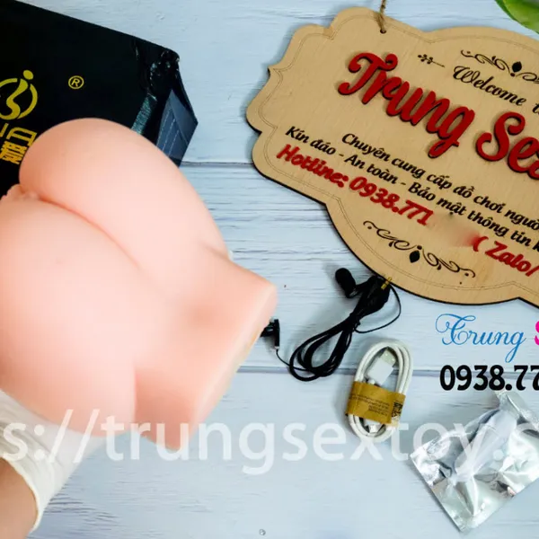 Búp bê tình yêu bán mông mang đến sự sung sướng cho chàng