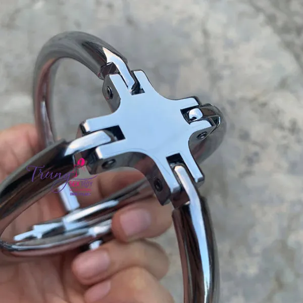 Đô Chơi BDSM Khóa Tay Chữ X Làm Bằng Thép Không Gỉ