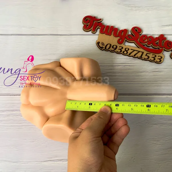 Thăng hoa với dương vật bán thân cho gay 