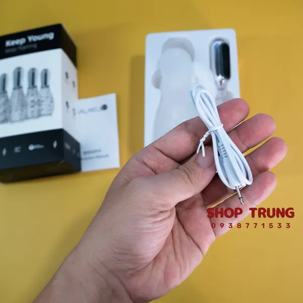 Cốc tự sướng Galaku Keep Young - Thiết kế nhỏ gọn kèm cục rung mạnh mẽ