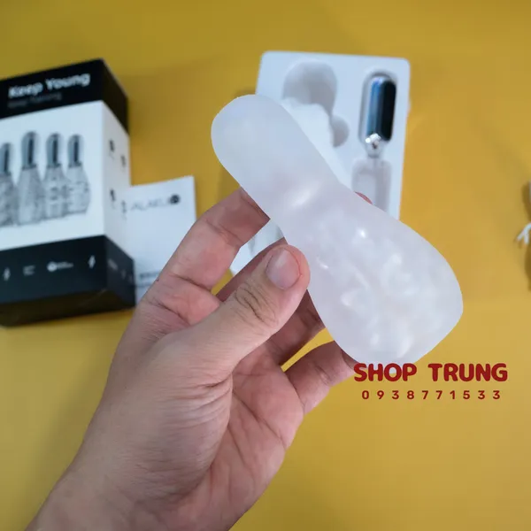 Cốc tự sướng Galaku Keep Young - Thiết kế nhỏ gọn kèm cục rung mạnh mẽ