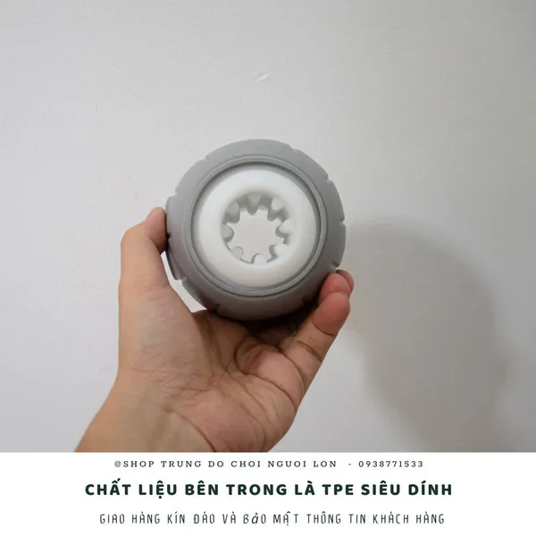 Bí quyết tận hưởng khoái cảm cùng với cốc tự sướng hai đầu dành cho nam