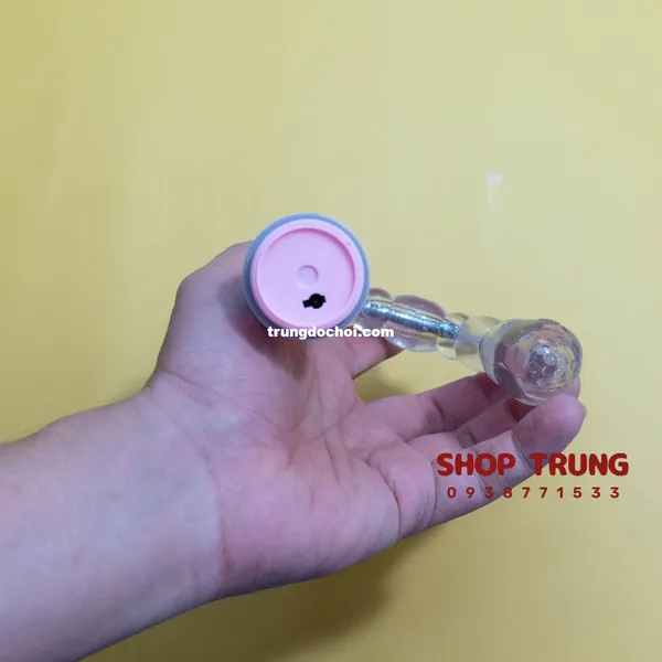 Kích thích tuyệt vời từ đồ chơi lỗ nhị đa năng màu hồng
