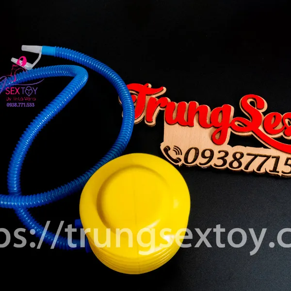 Búp bê bán thân bơm hơi khiến các chàng phê vì sướng 