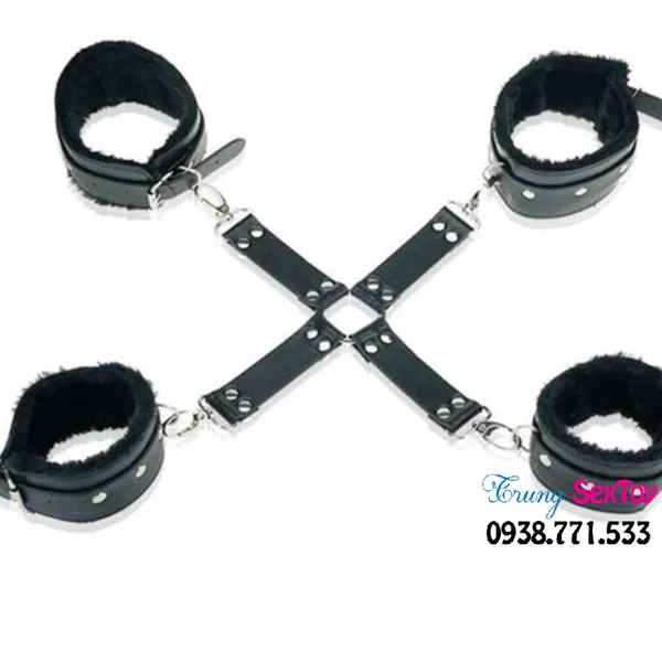 Dụng cụ tình dục BDSM trói tay chân giúp Sub hạnh phúc hơn
