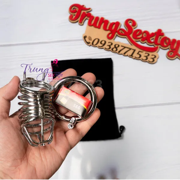 Dụng cụ khóa dương vật giúp chàng không bị quyến rũ 
