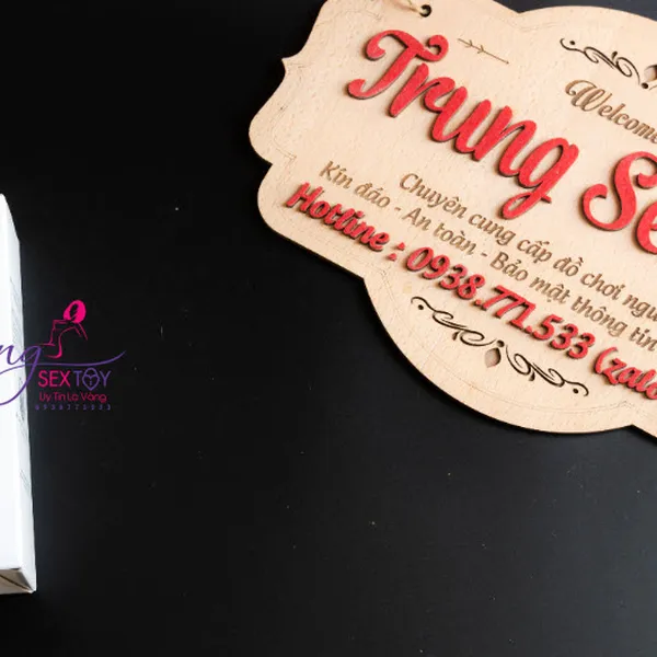 Dương Vật Giả Gắn Tường Rung Ngoáy Đa Chức Năng