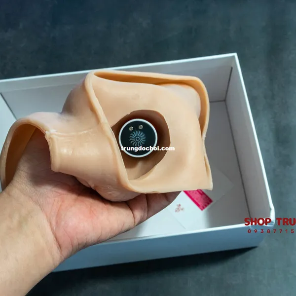 Dương vật giả liền quần Silicon có rung bí quyết giúp bạn hạnh phúc